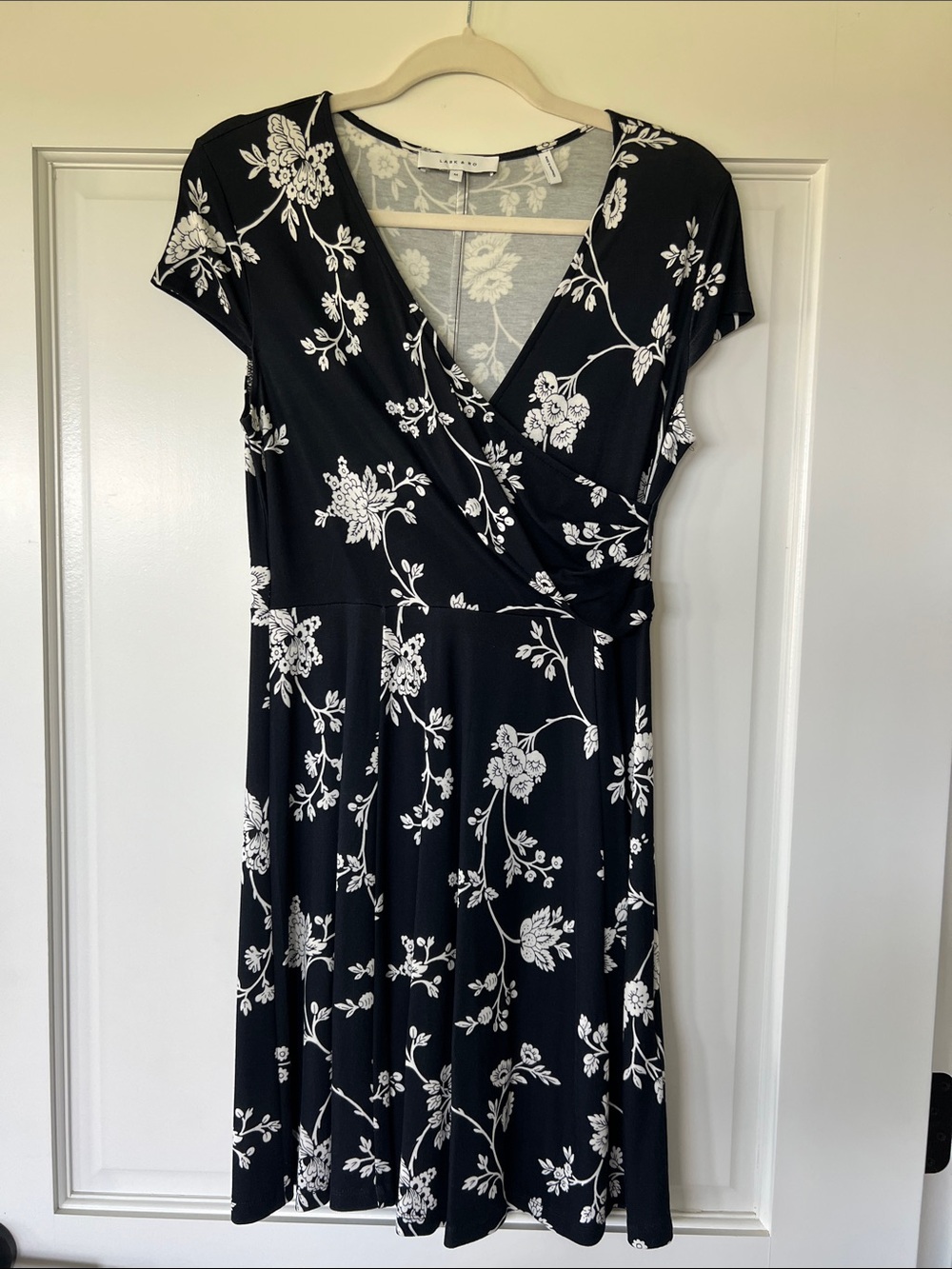 Lark & Ro Black Floral Surplice Midi Dress